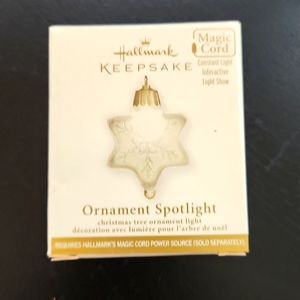 Hallmark Keepsake Ornament Spotlight 2011. New in Box